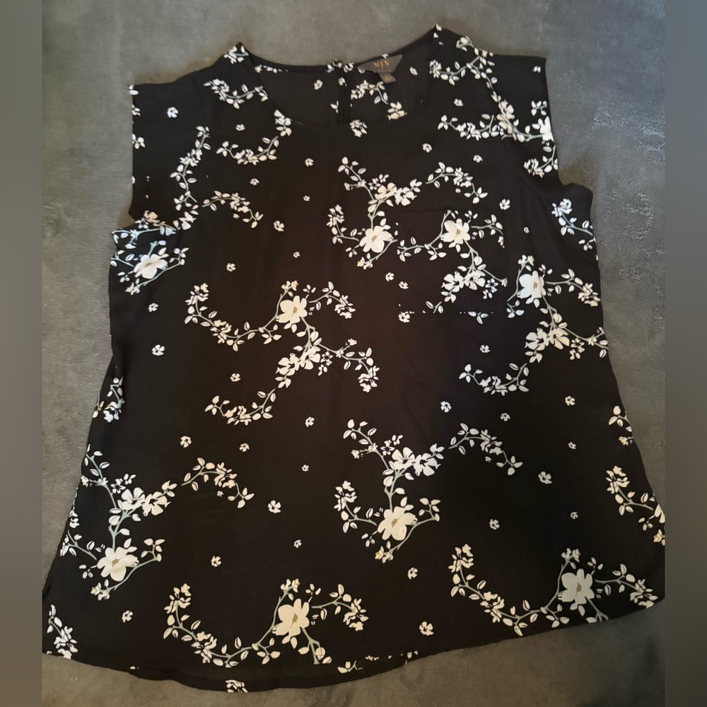 Mix by 41Hawthorn Black Dress with White Floral Pattern